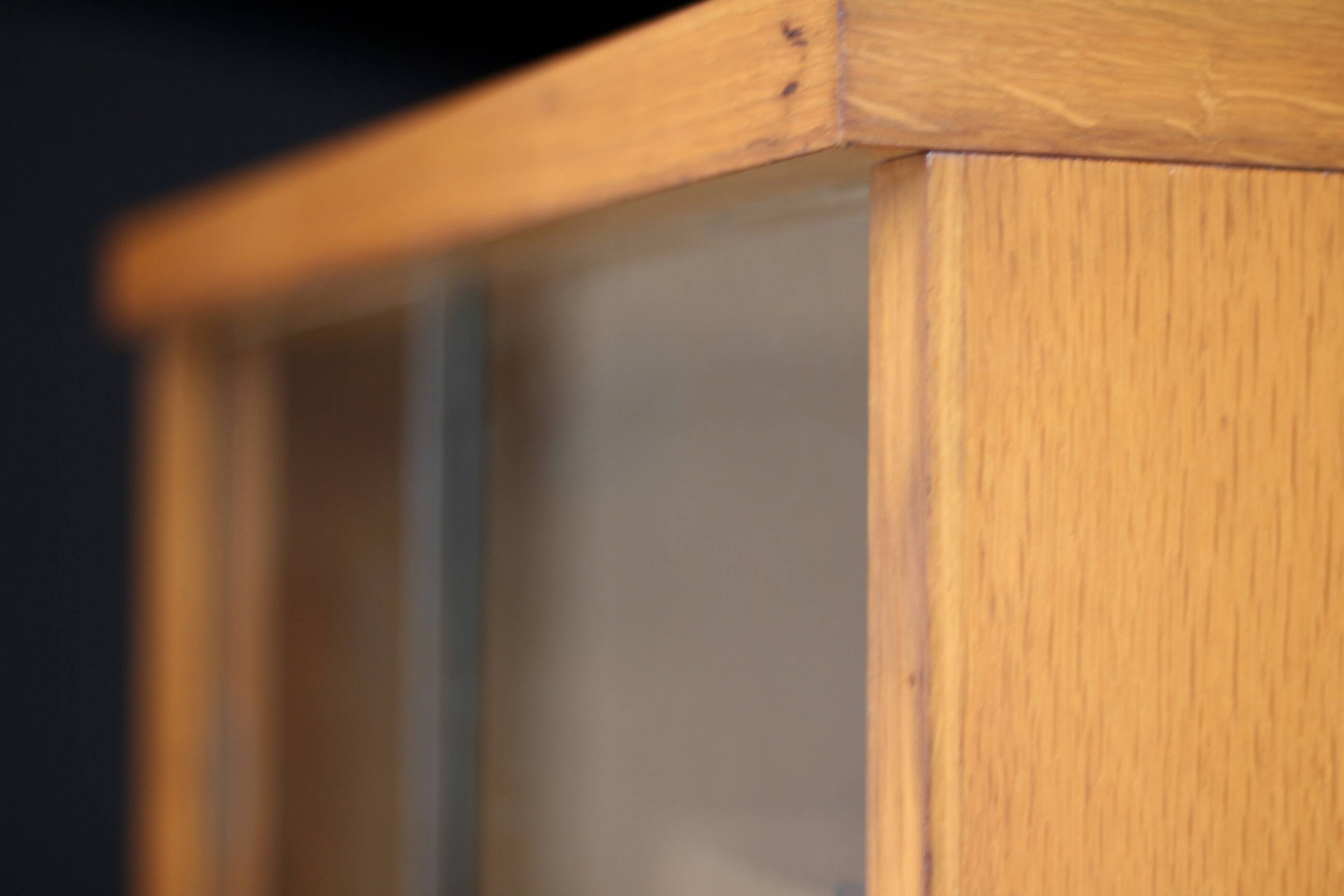 Adorable MD-type oak module from the 1950s.