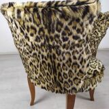 Pair of leopard bridge heaters