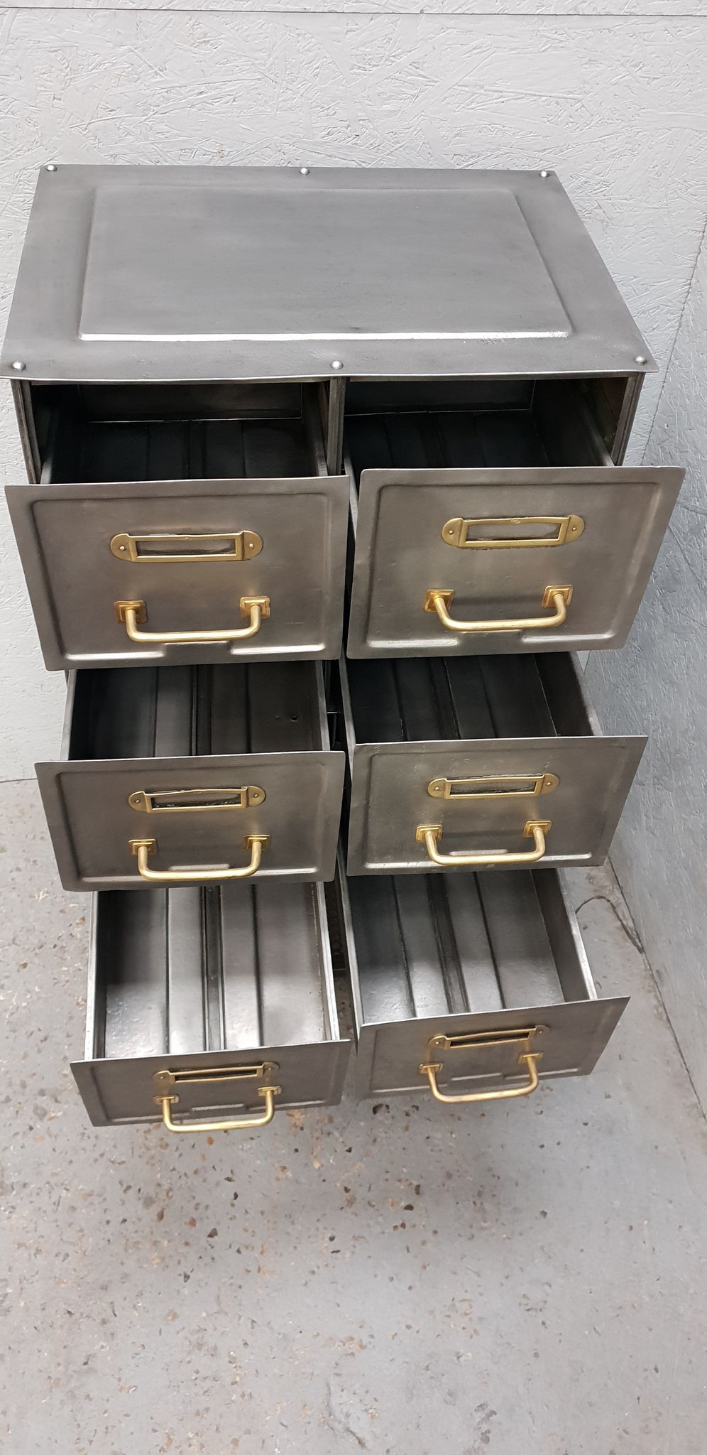 Former furniture workshop six drawers metal Strafor