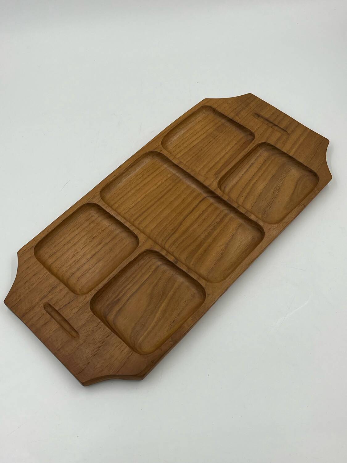 Solid wood aperitif dish