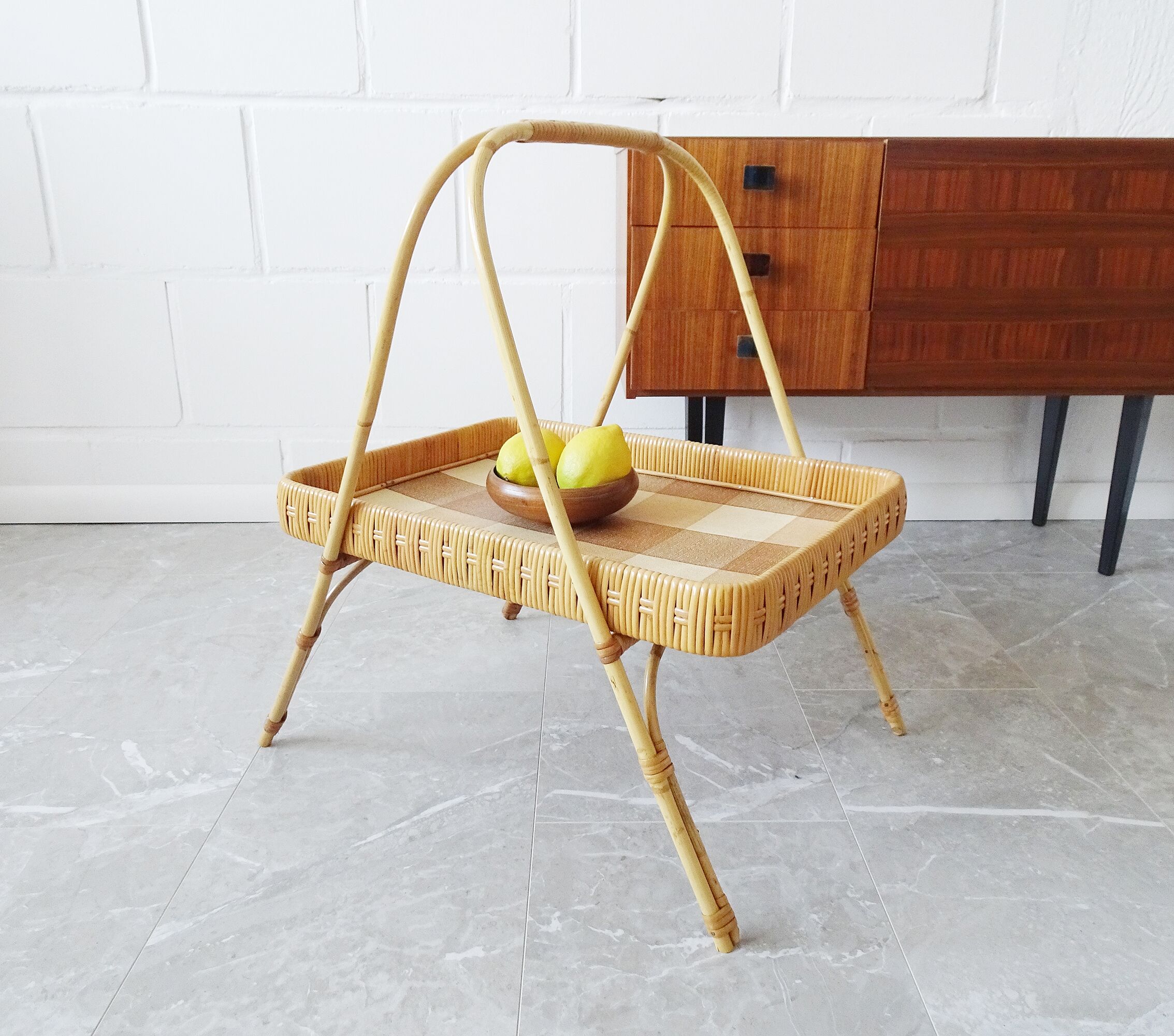 Plateau en bambou et rotin