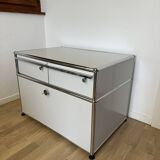 USM Haller Commode in Light Grey