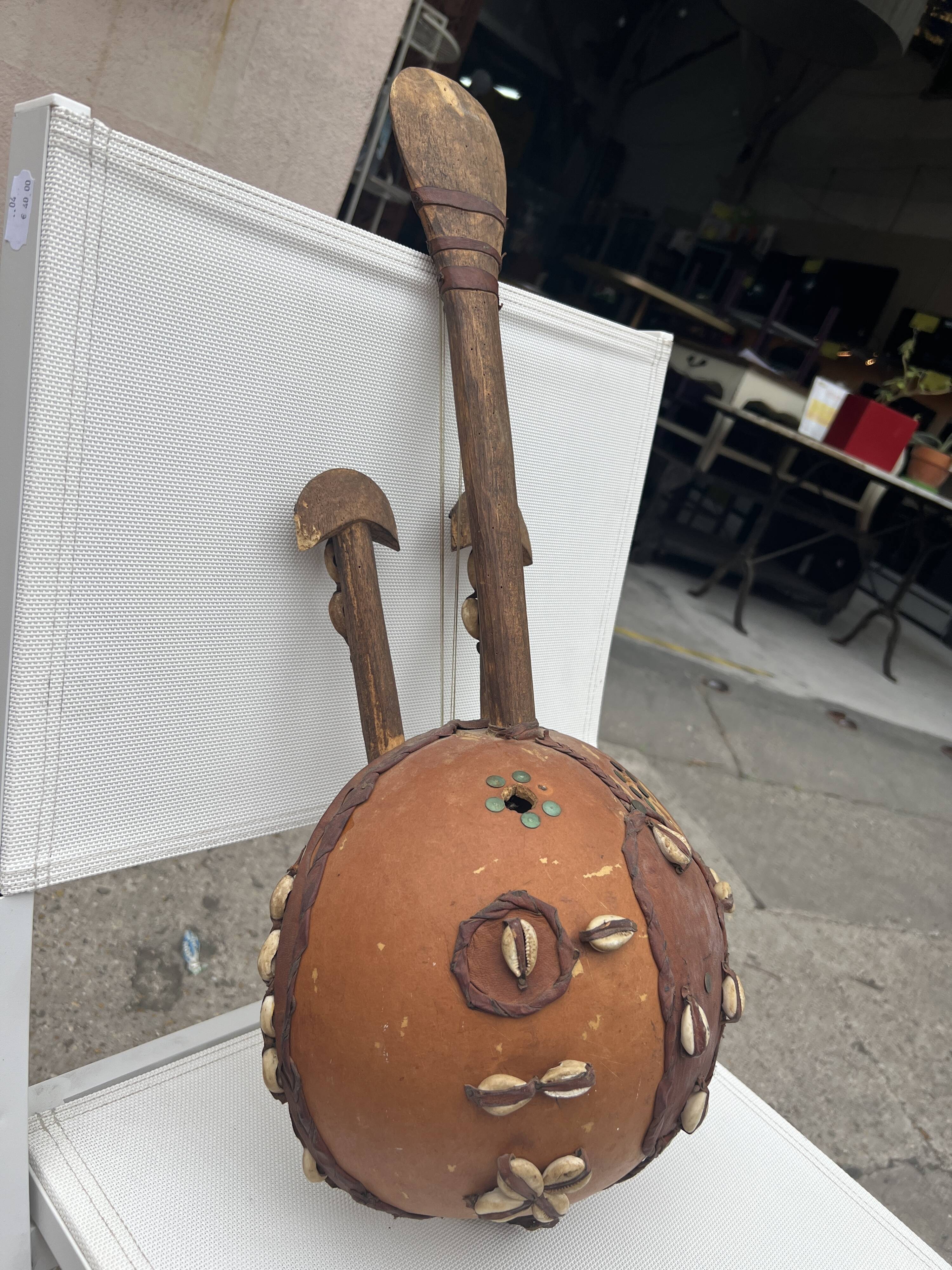 Instrument à cordes kora africaine