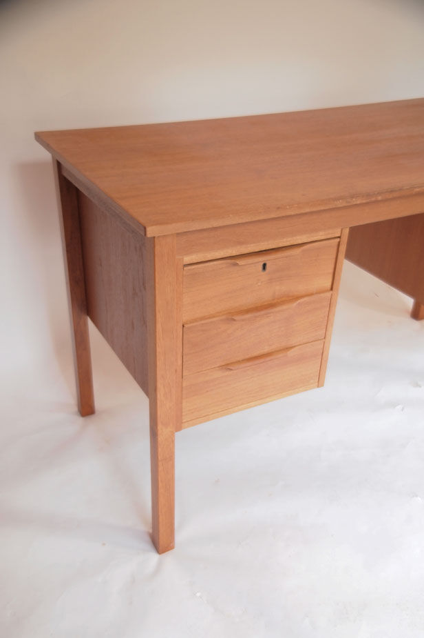Desk scandinavian danish 50/60