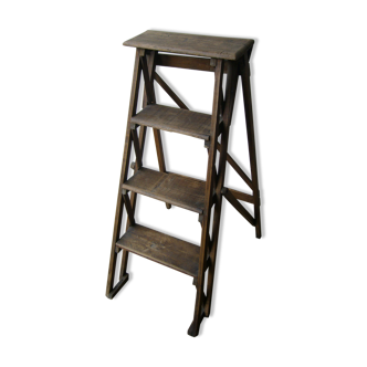 Old three-step stepladder
