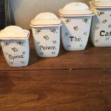 Spice pots