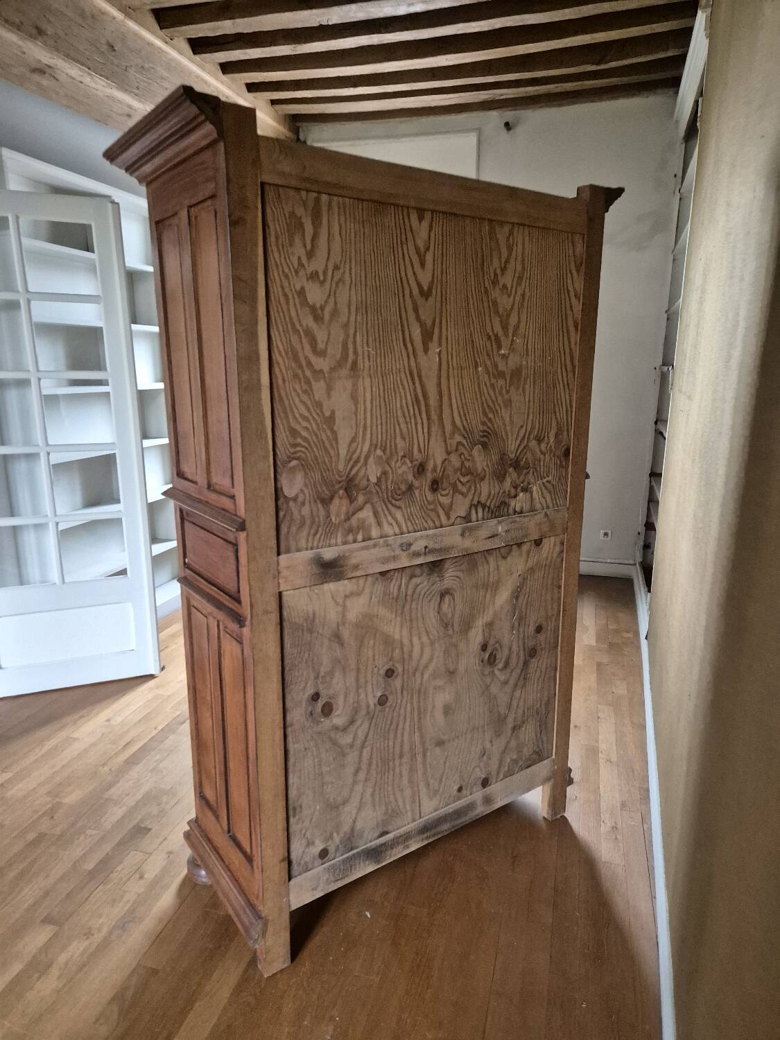 Bonnetière dit homme debout en chêne massif à pointes de diamants style Louis XIII