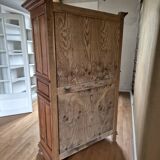 Bonnetière called standing man in solid oak with diamond points, Louis XIII style