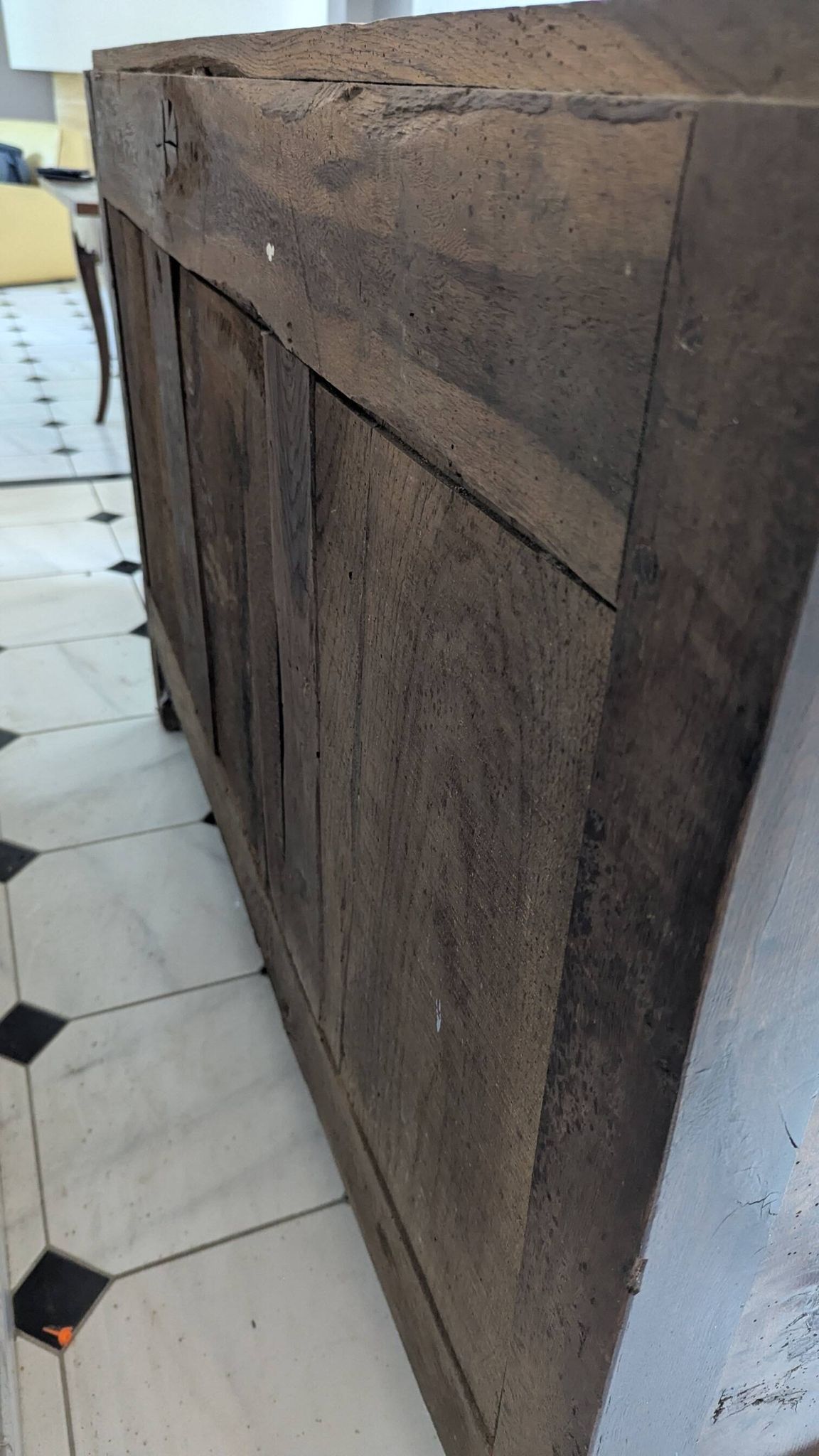 Antique Louis XV style sideboard in oak and walnut – 19th century / Early