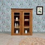 Old display case (renovated)