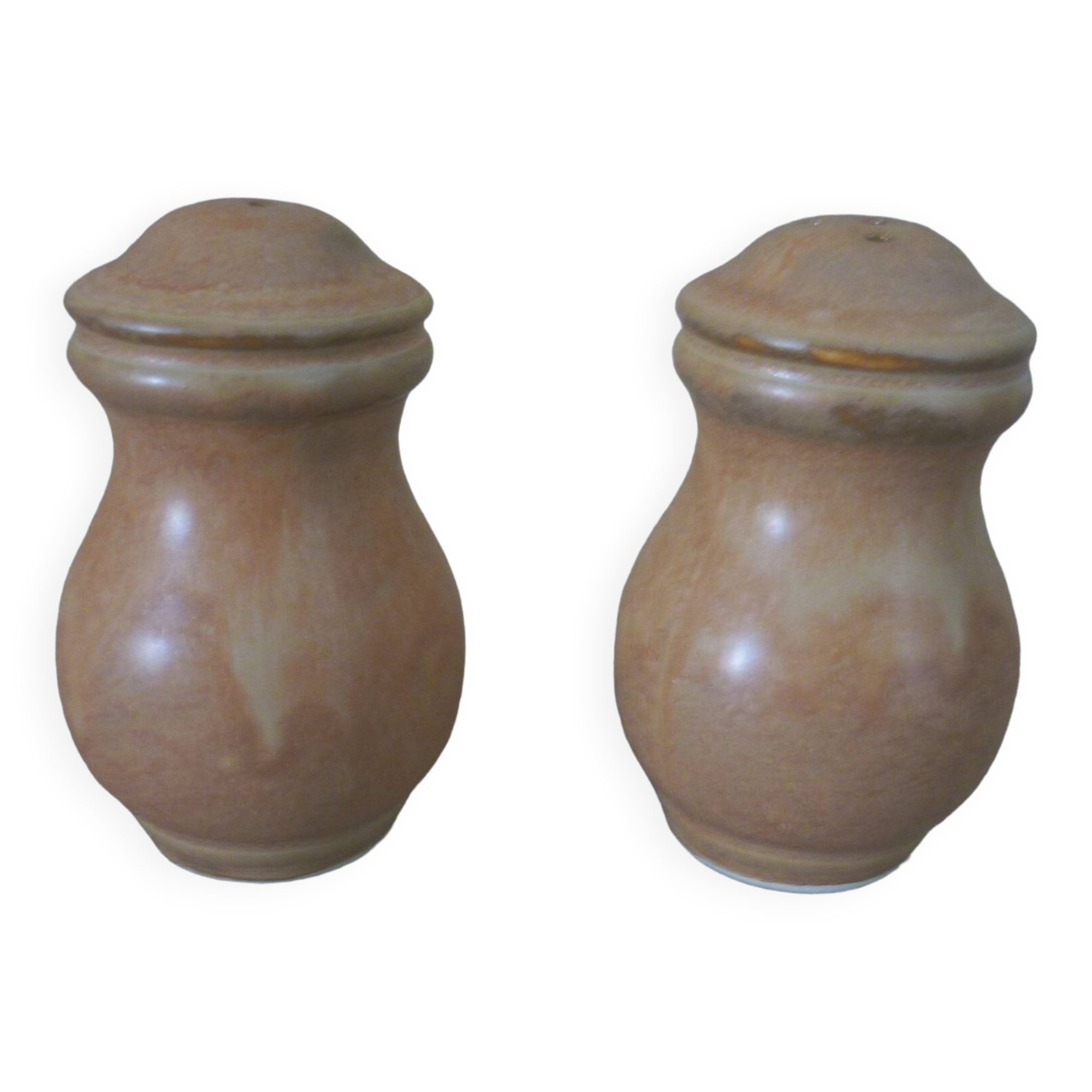 Stoneware salt and pepper shakers