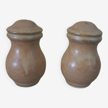 Stoneware salt and pepper shakers