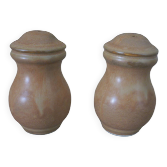 Stoneware salt and pepper shakers