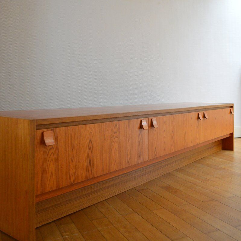 Low sideboard 70s vintage