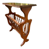 Vintage wooden side table with magazine rack – End table / Vinyl furniture