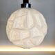 Lampe à suspension vintage, vermoedelijk Peill & Putzler, verre opalin avec relief