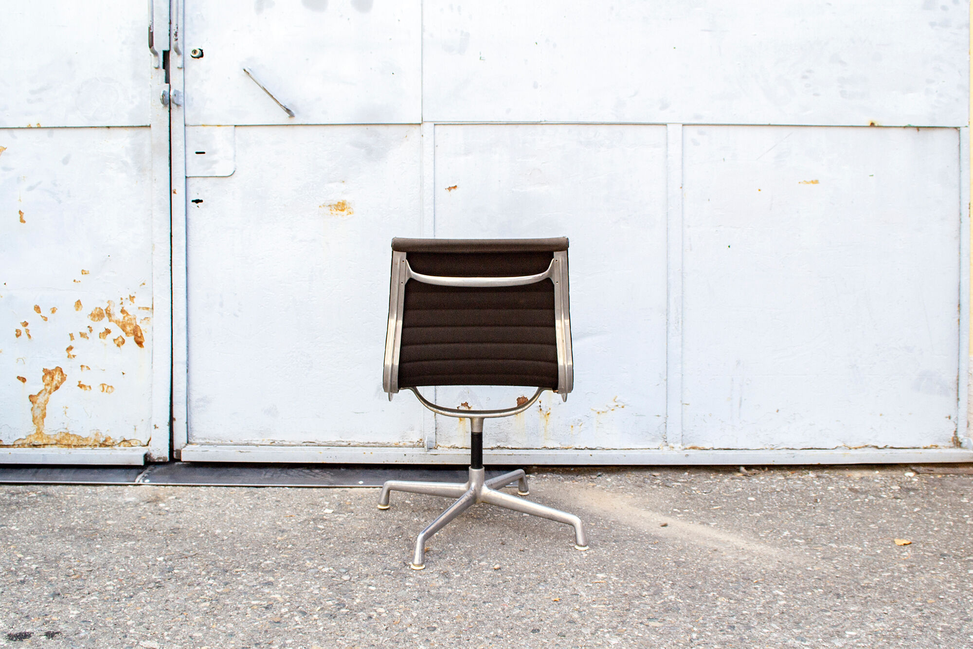 EA 108 Aluminum Chair by Charles & Ray Eames for Herman Miller, 1970