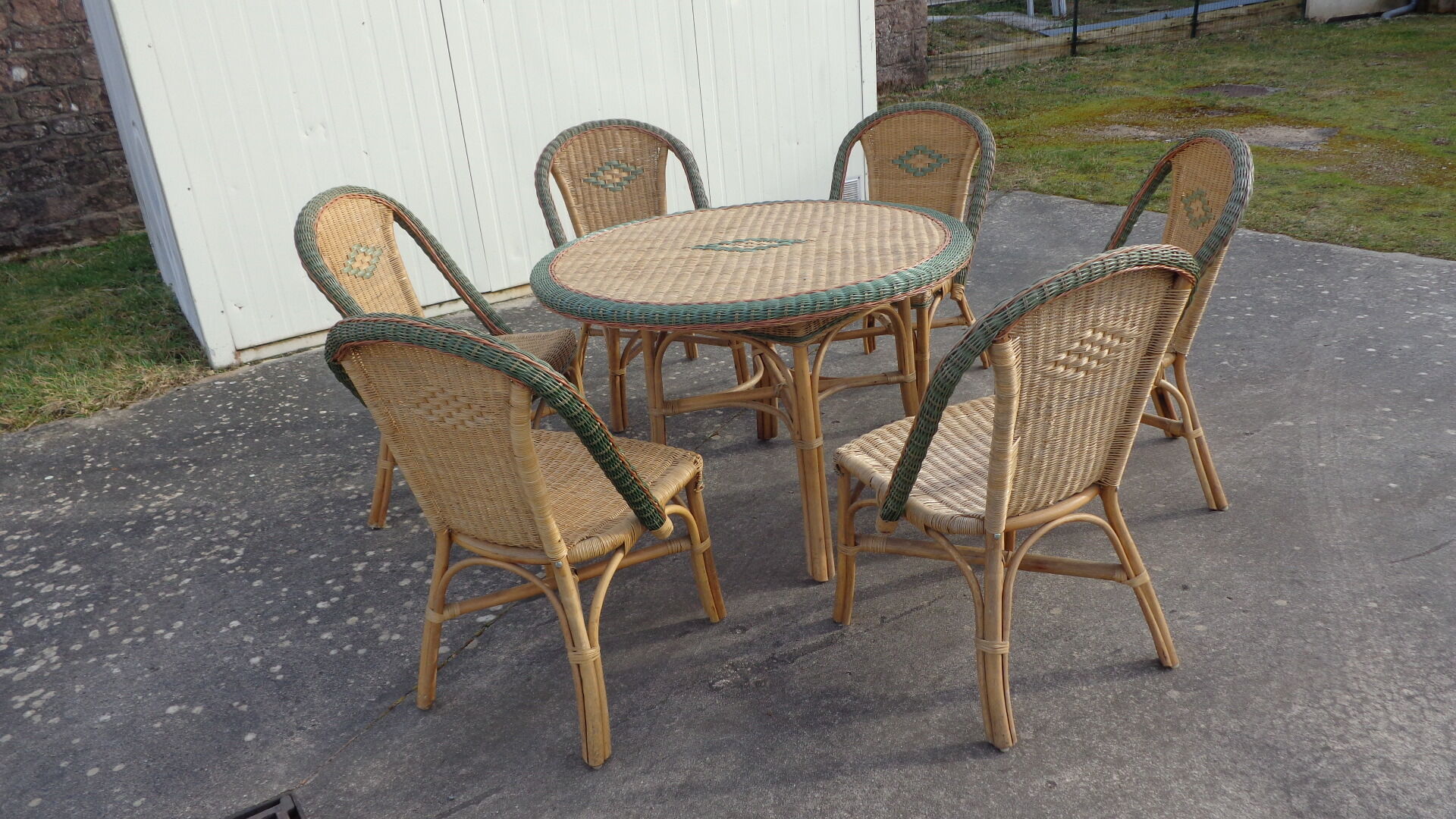 Rattan garden lounge