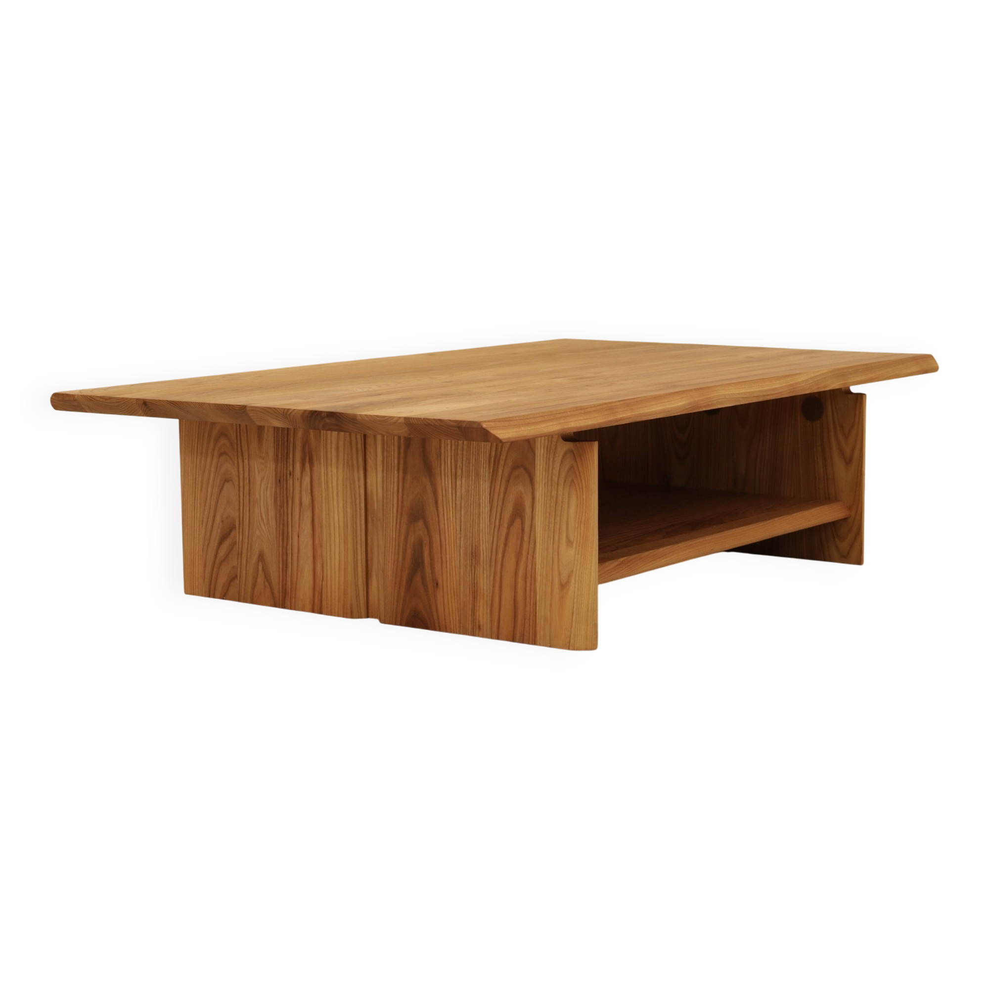 Table basse en orme massif, France, 1980