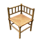 Corner chair in turned wood - antique mulched armchair