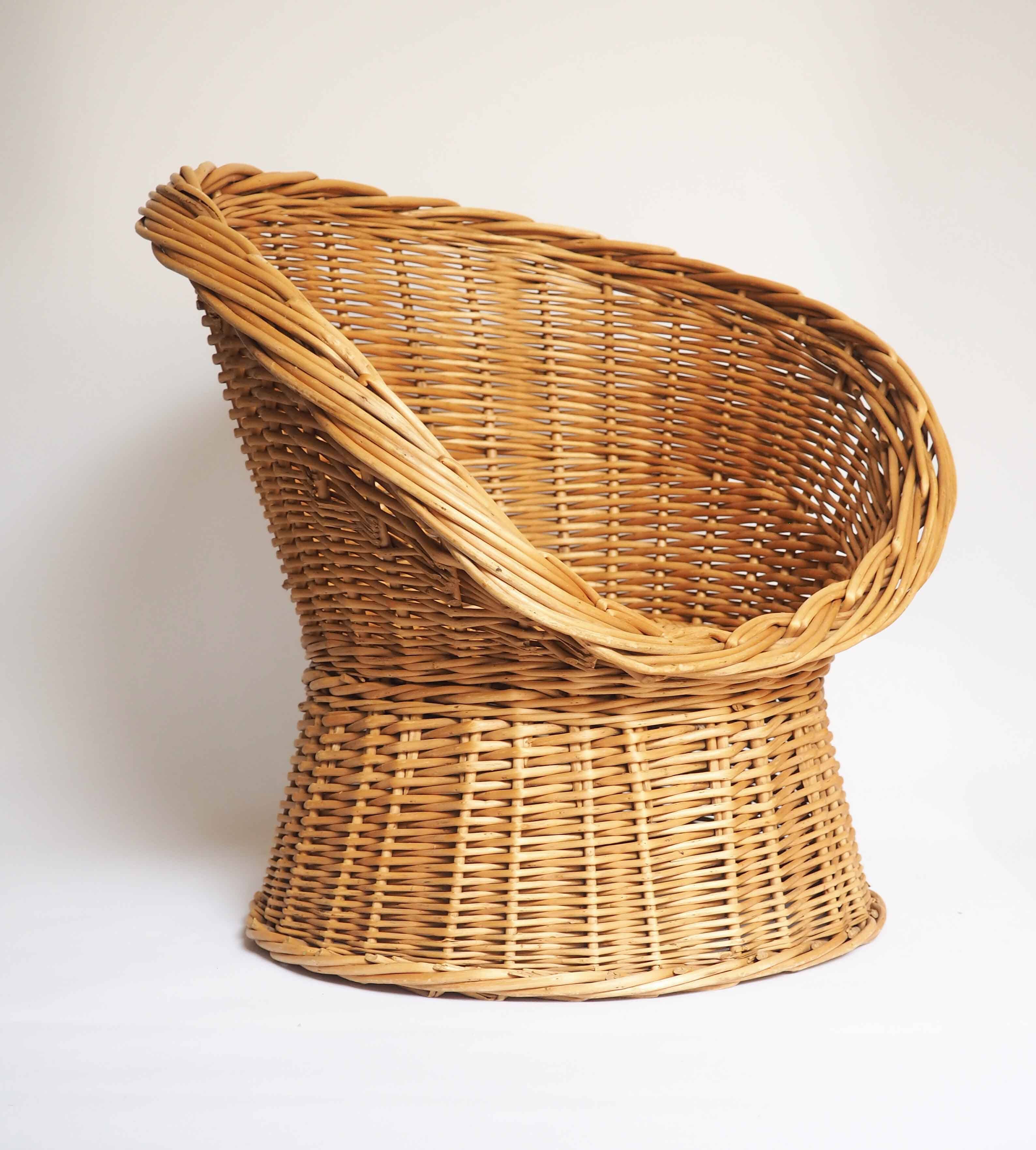 Children's rattan basket armchair