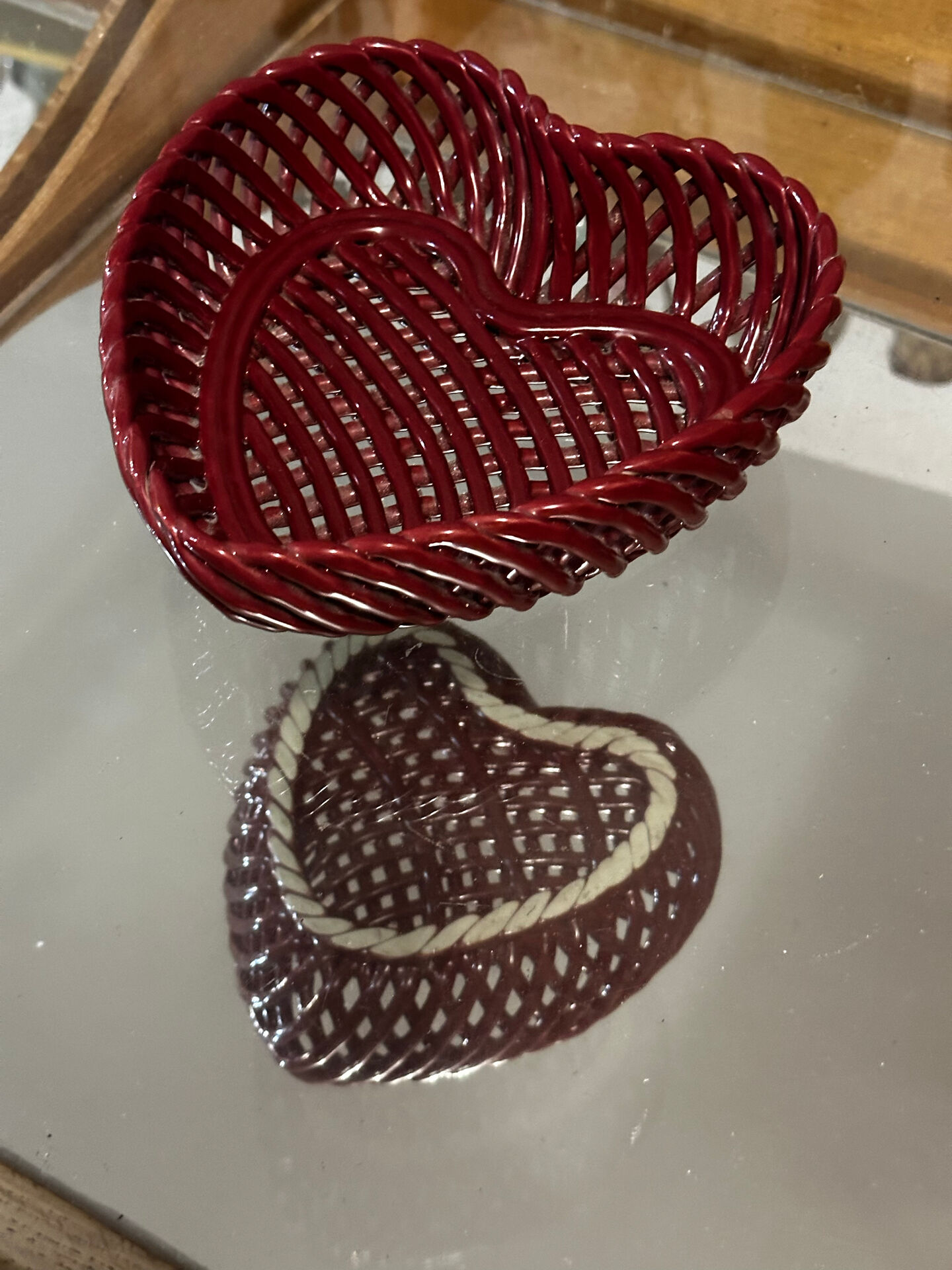 Empty Heart Pocket / Woven Ceramic Centrepiece - 1950s style