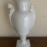 XXL white lion head neo-classical amphora vase from the Empire Consulate.