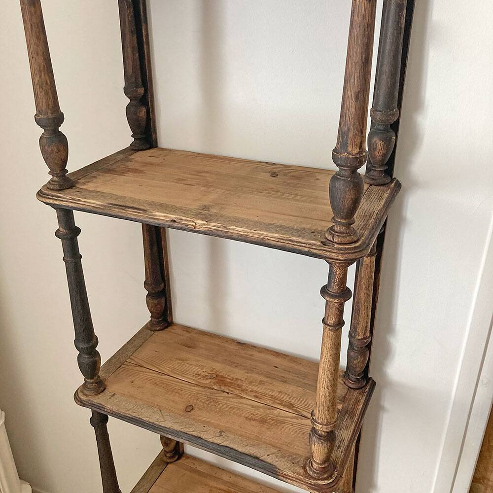 Napoleon III shelf