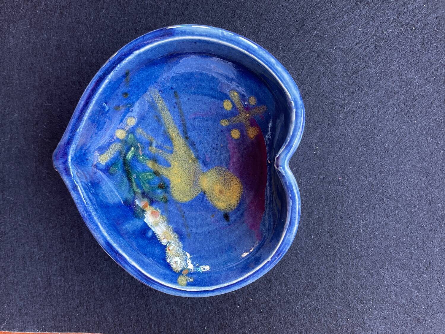 Heart ashtray Annecy pottery Saint-Jorioz