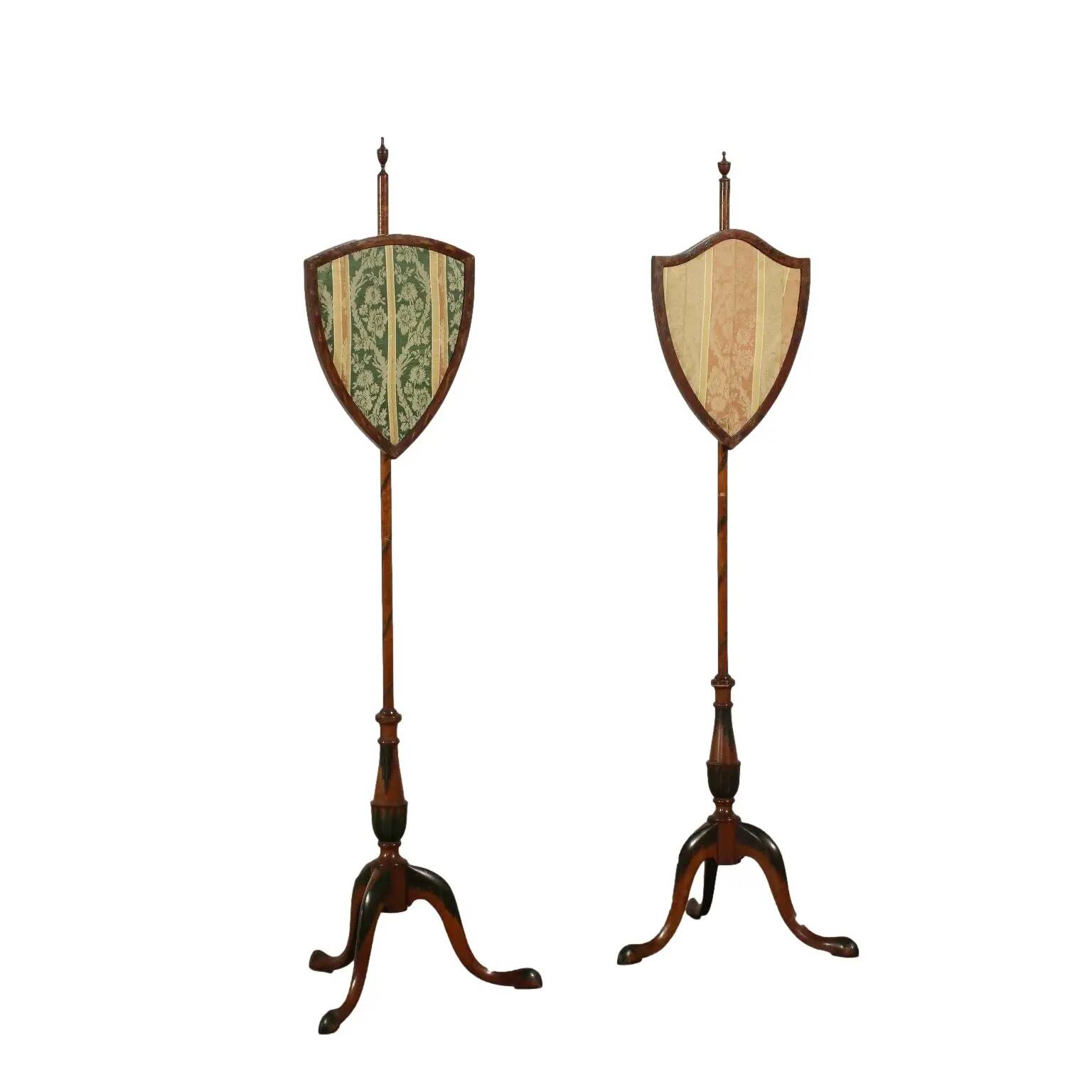 Pair of George IV standing screens in satin wood and fabric, England, 19th century.