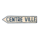 Panneau de signalisation vintage, en bois peint, centre ville.