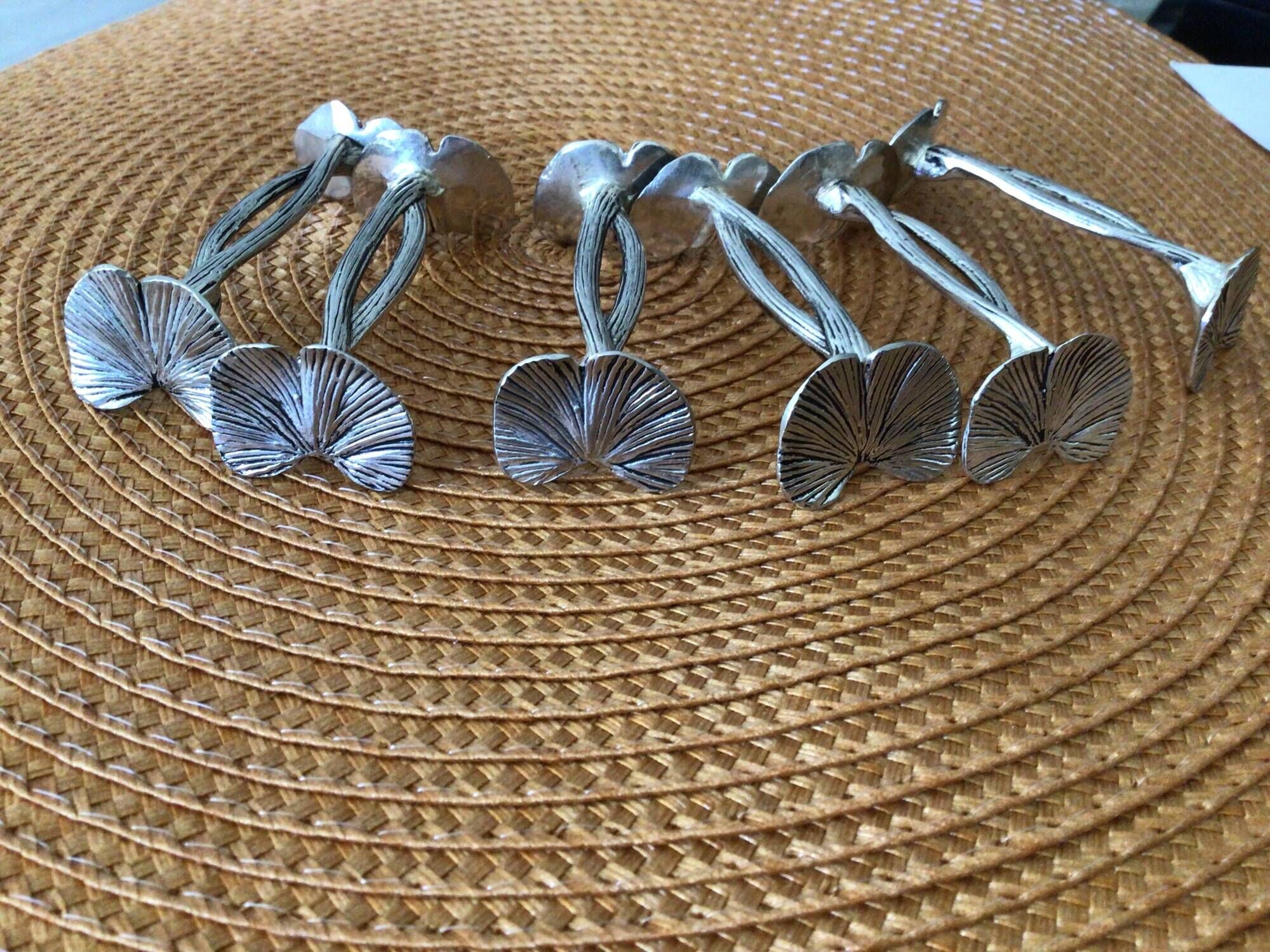 Porte couteaux fleur de Ginkgo
