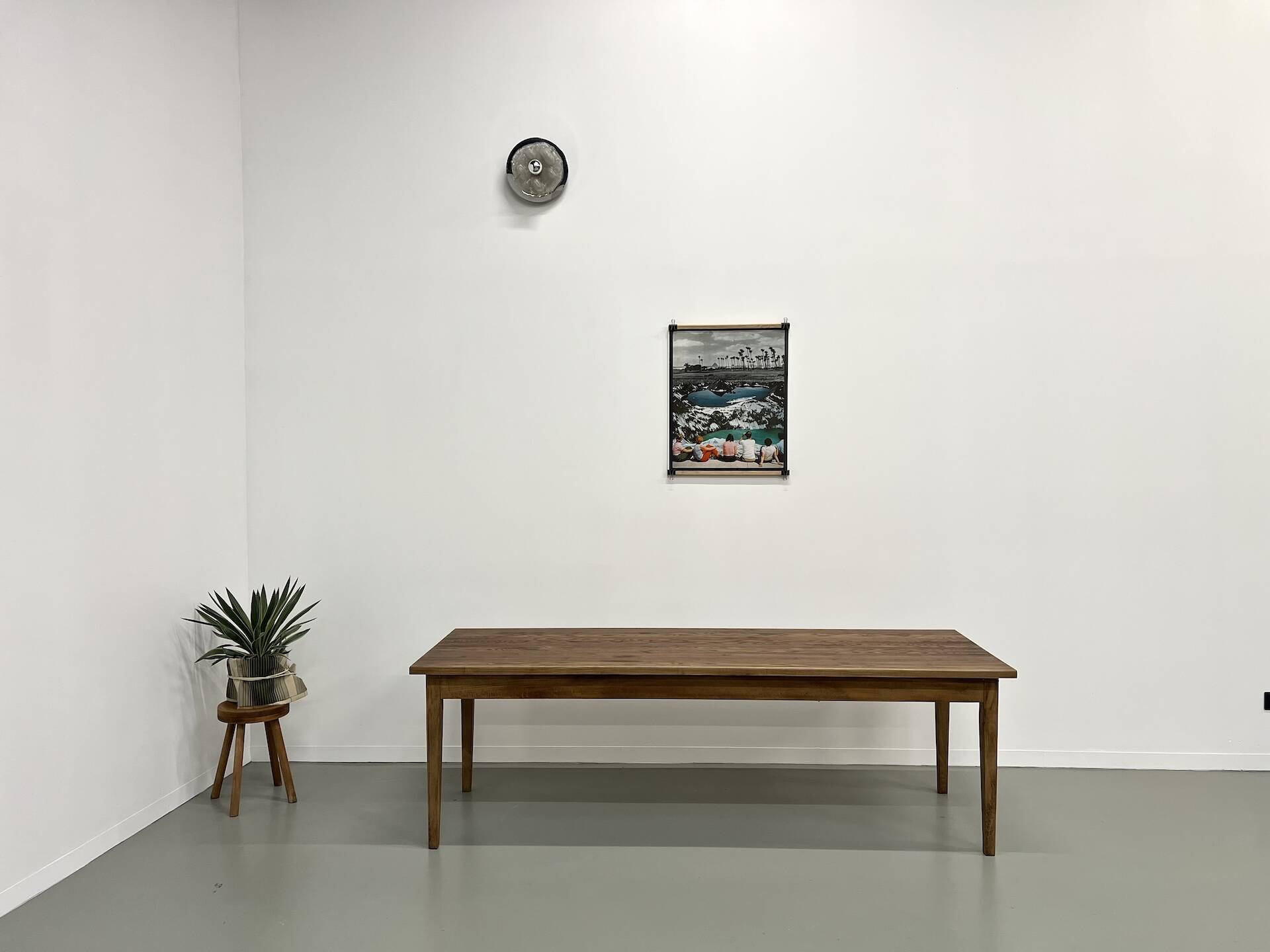 Farmhouse table with spindle legs in solid beech and ash