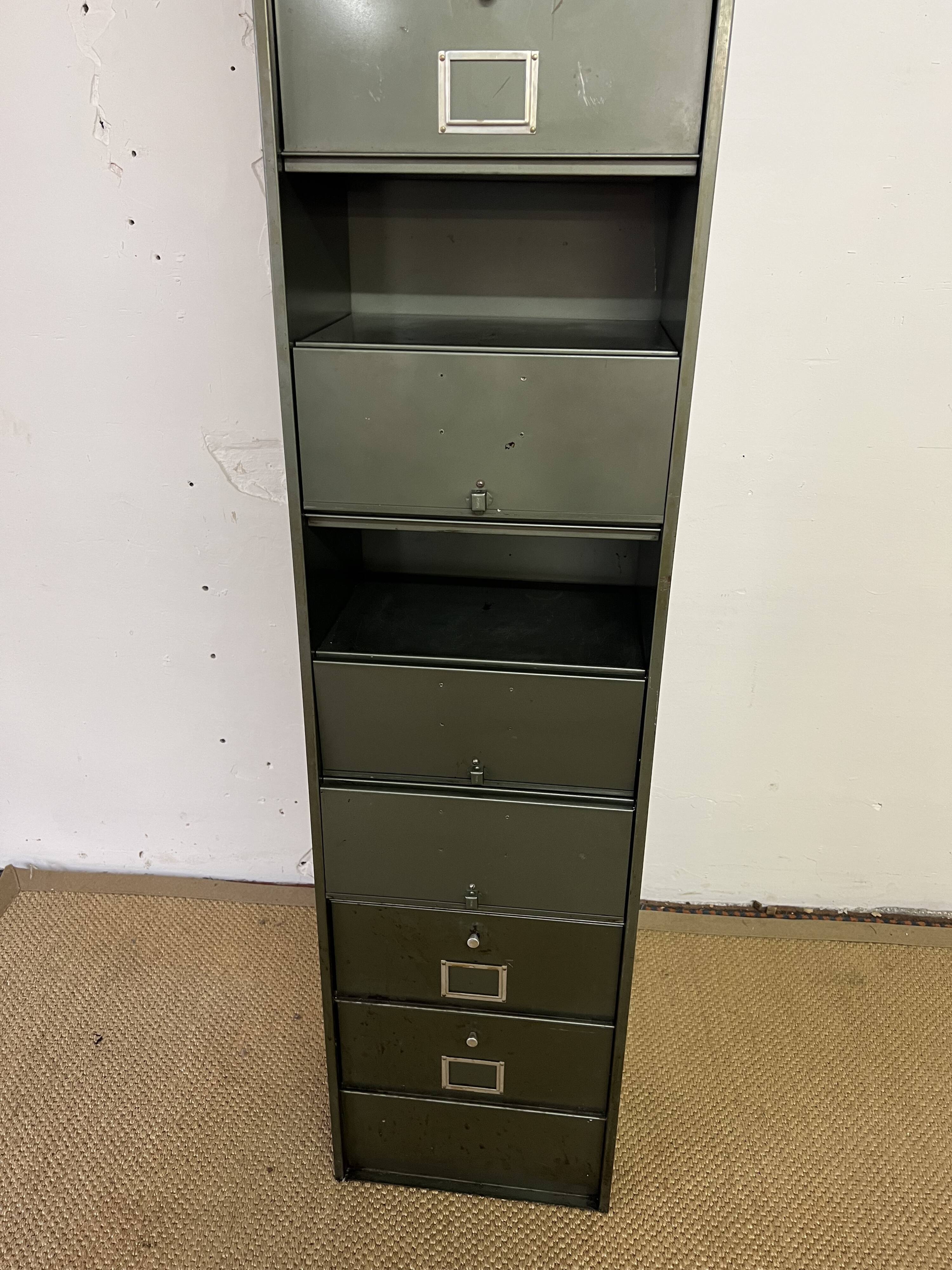 Flap furniture, 10 lockers from the 1950s