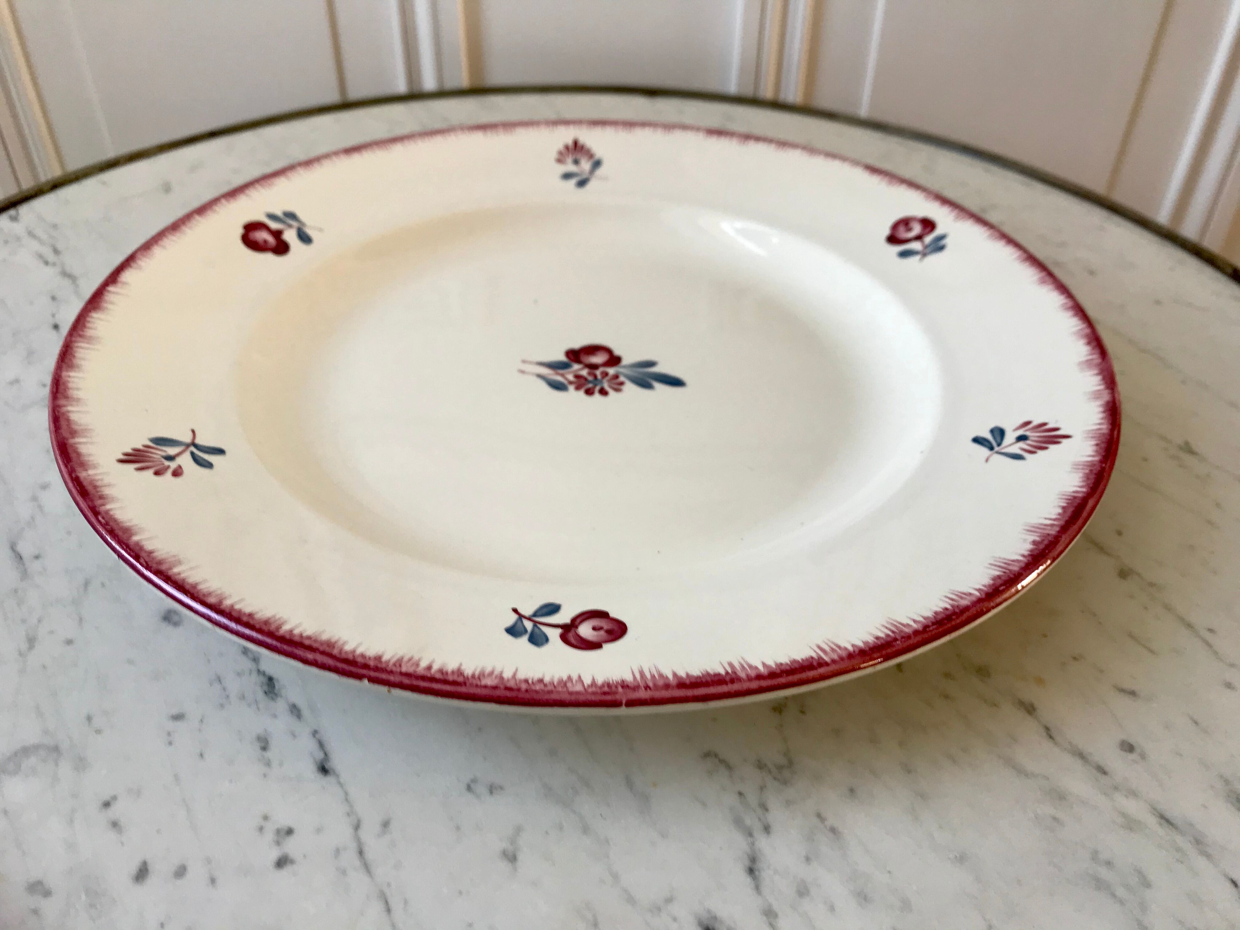 Round dish Digoin Sarreguemines model "Line" years 20-30