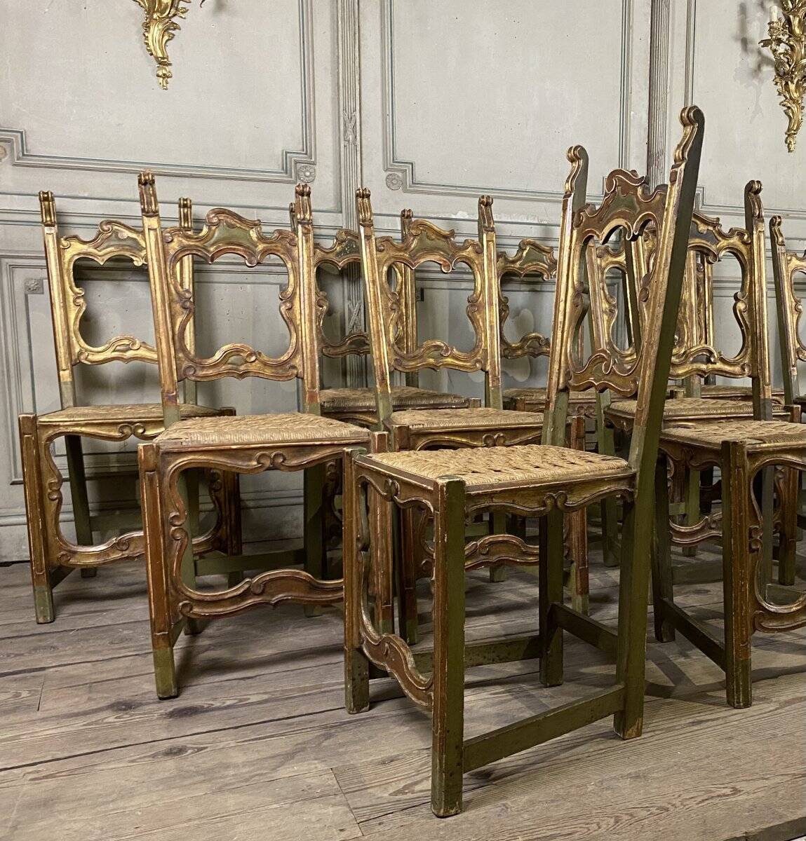 Set of 12 carved wooden chairs, Italy