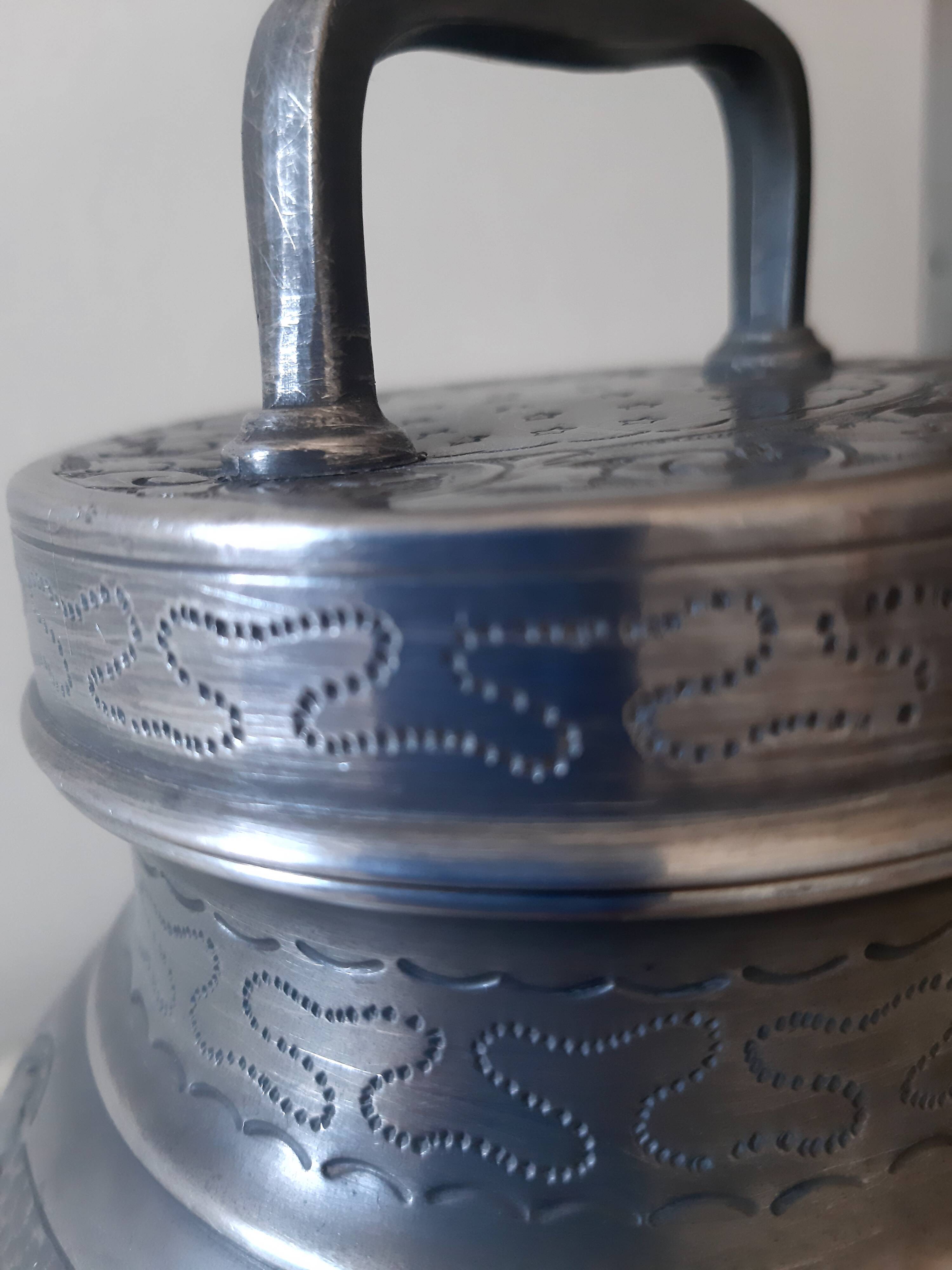 Old tin pot