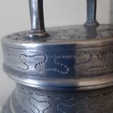 Old tin pot