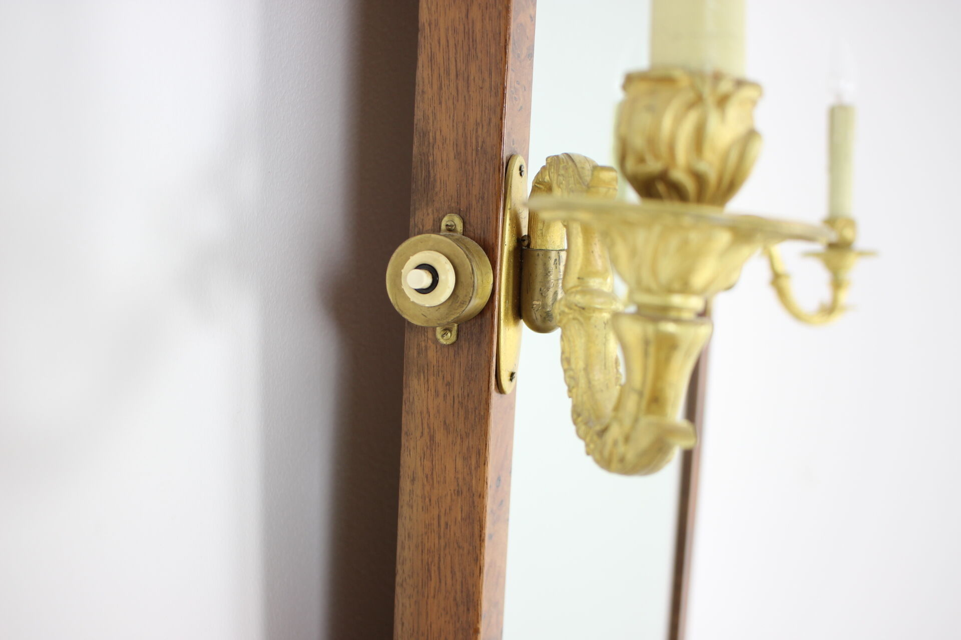 Vanité de maquillage antique avec cabinet, Tchécoslovaquie, 1920