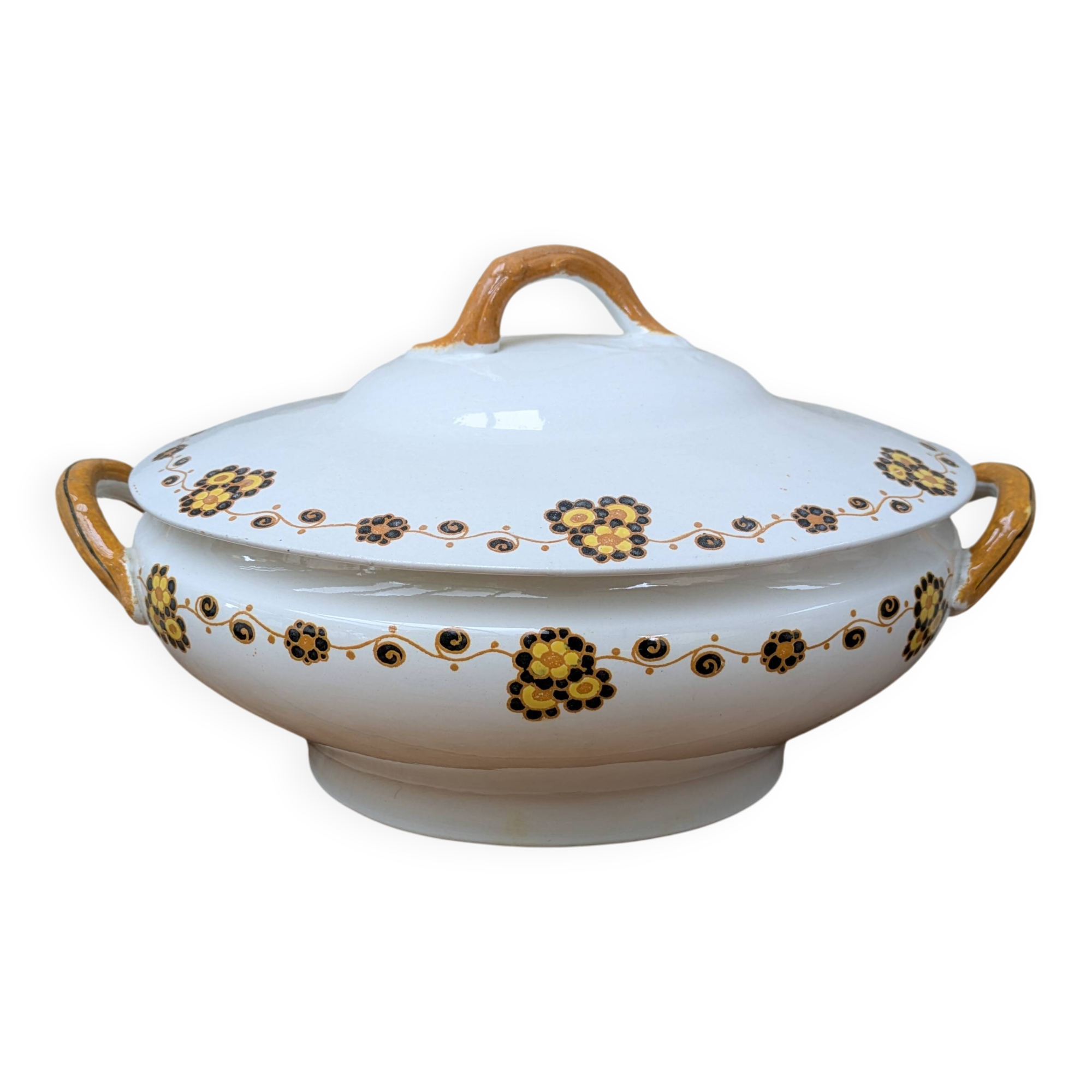 Flory Boch Frères La Louvière soup tureen - ironstone style - vintage decor