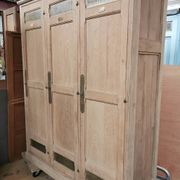 Wooden locker room bank of France period 1930