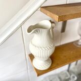 Pitcher Gien in white earthenware