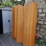Wooden articulated screen