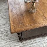 Drapery oak counter 1900