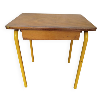 Ancien bureau d'écolier