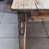 Farm table