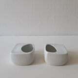 Set of 2 porcelain ashtrays