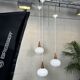 3 suspensions 'Japandi' en teck et opaline