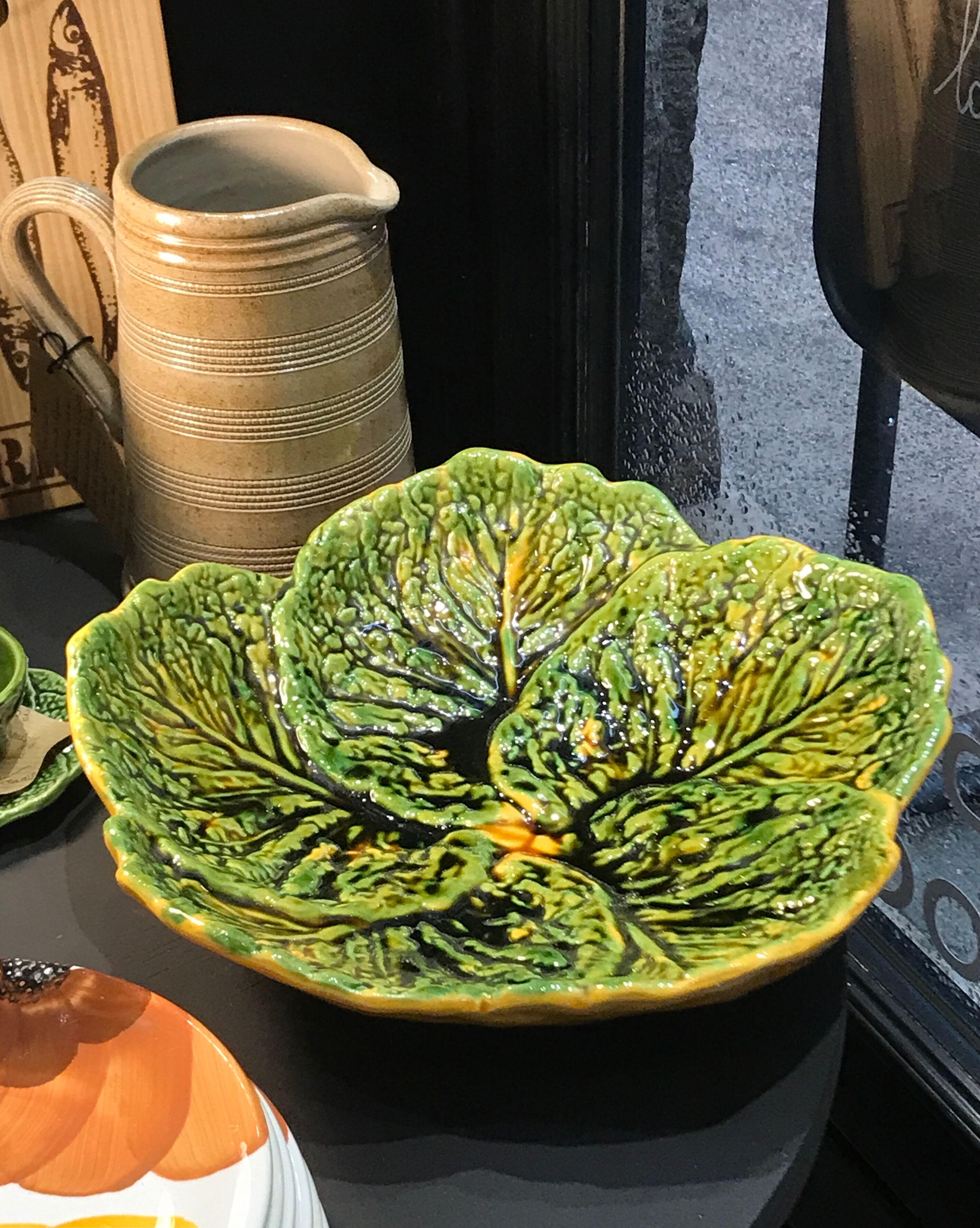 Flat slurry cabbage leaves Vallauris