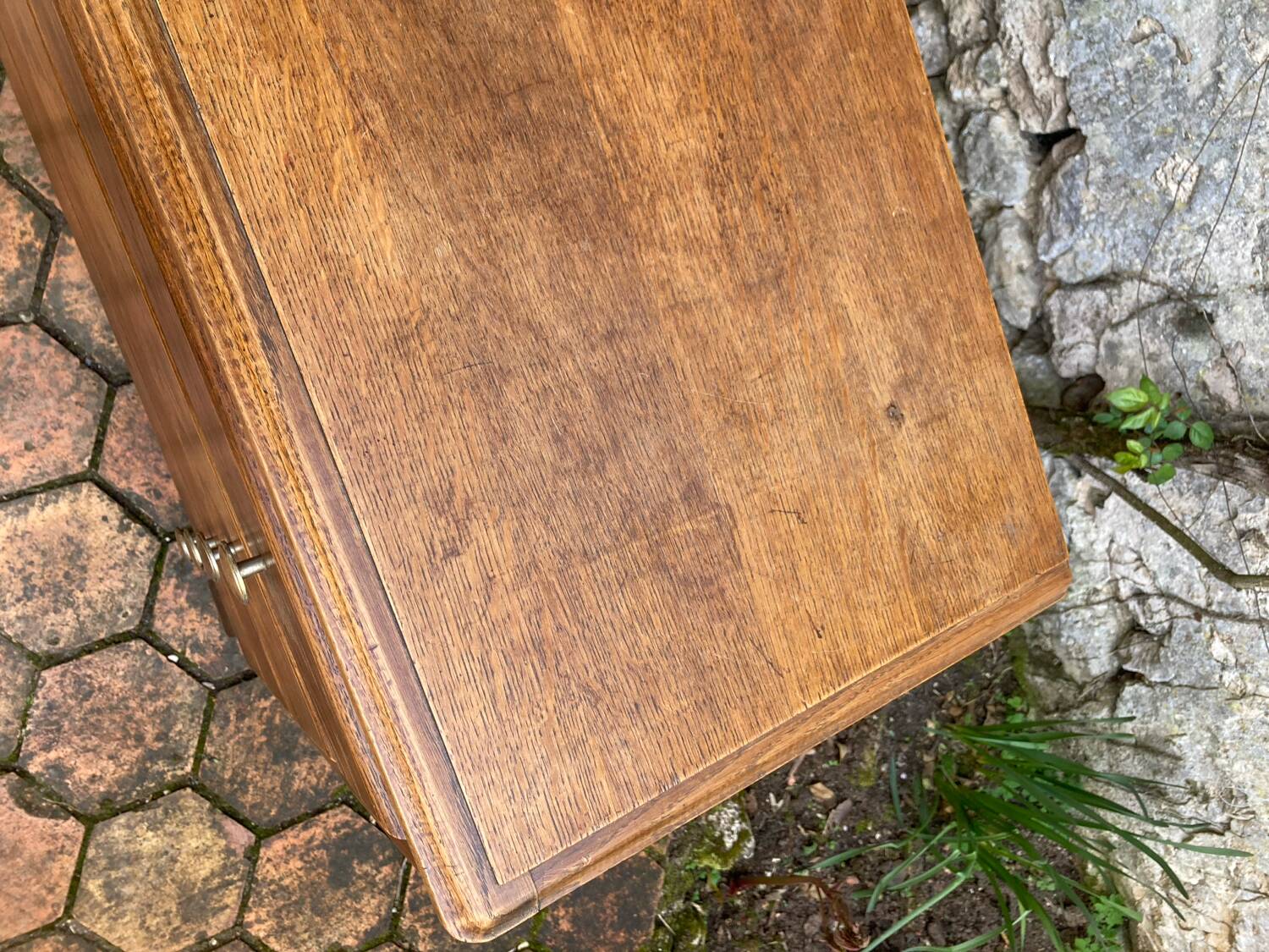 Antique Art Deco style chest of drawers